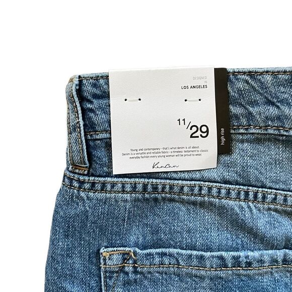 NWT KANCAN Ultra High Rise Mom Shorts 3" Jean Shorts Size 11/29 - Picture 4 of 9